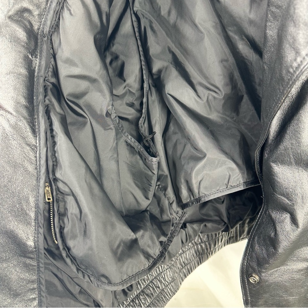 Vintage 80s Wilsons Womens Black Leather Batwing Bomber Jacket Embossed Sz XL - Picture 4 of 10